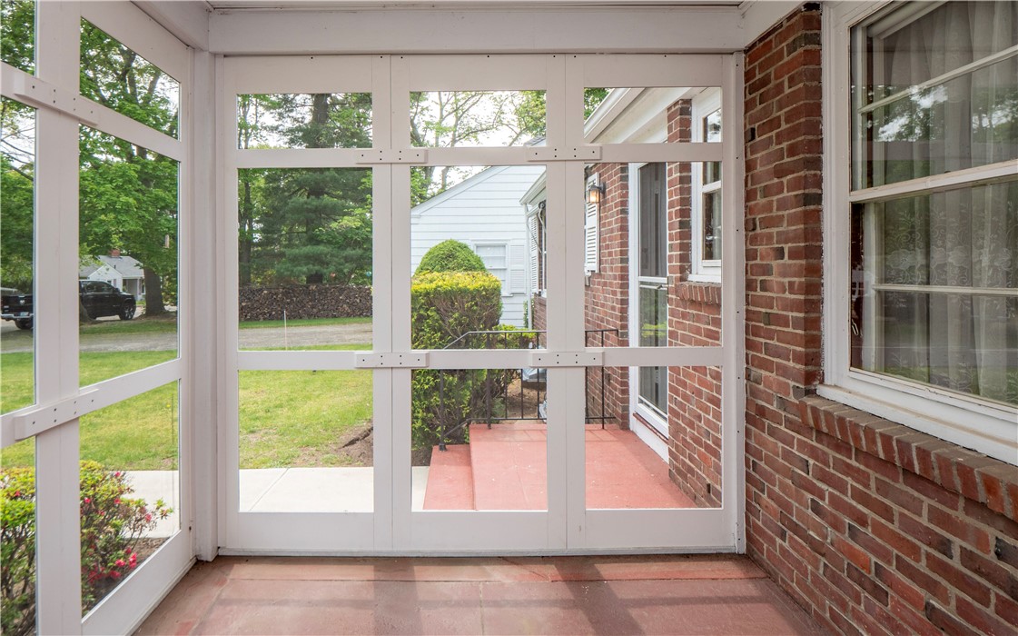 22 Robert Circle