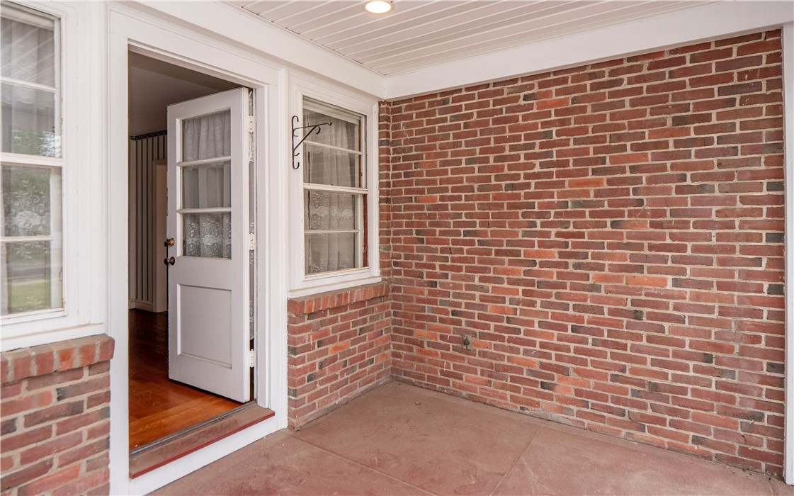 22 Robert Circle