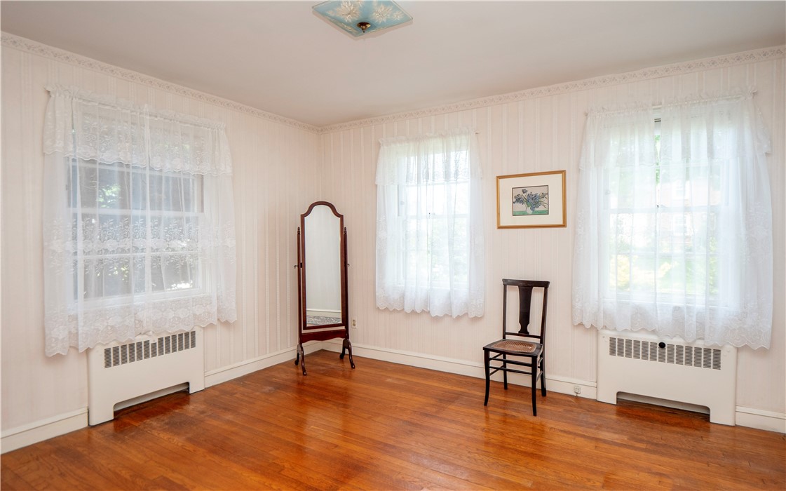 22 Robert Circle