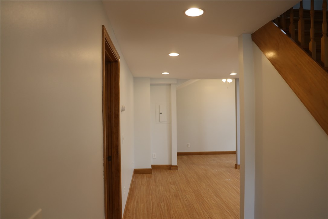 11 Simmons Street