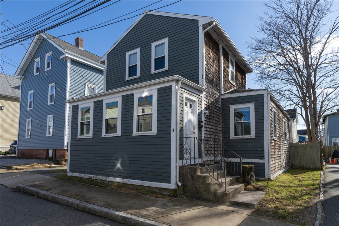 11 Simmons Street