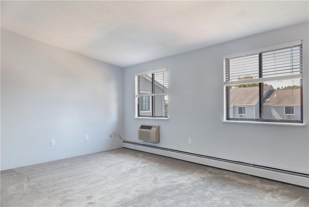 66 Girard Avenue 317
