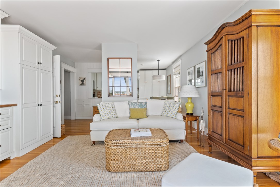 58 Washington Street 4