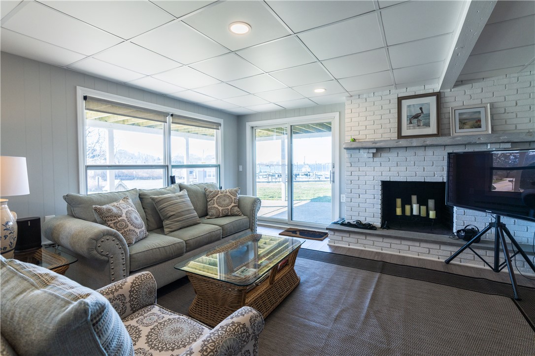 58 Cedar Island Road