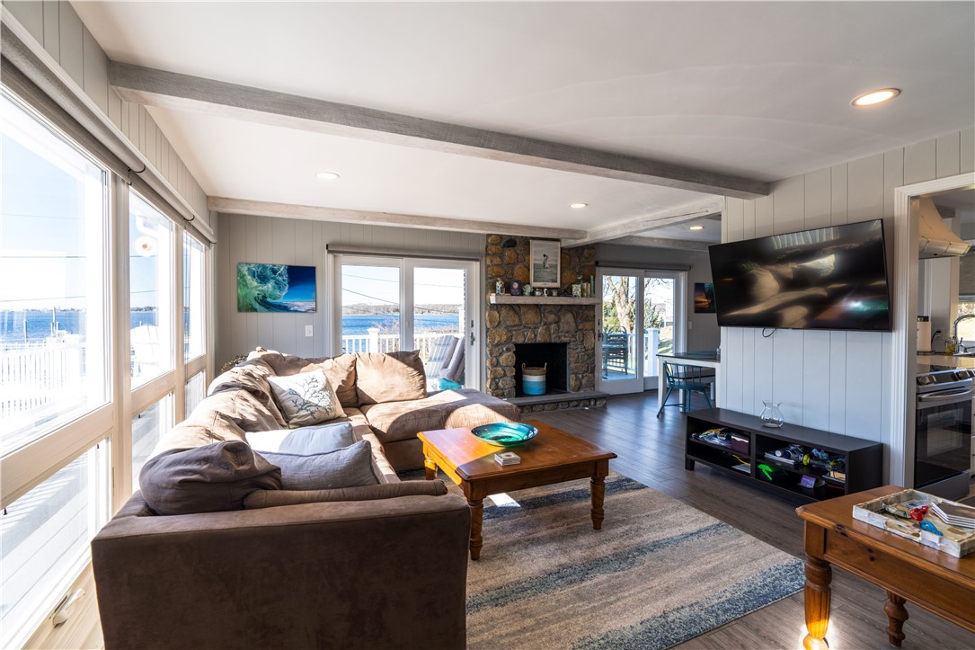 58 Cedar Island Road