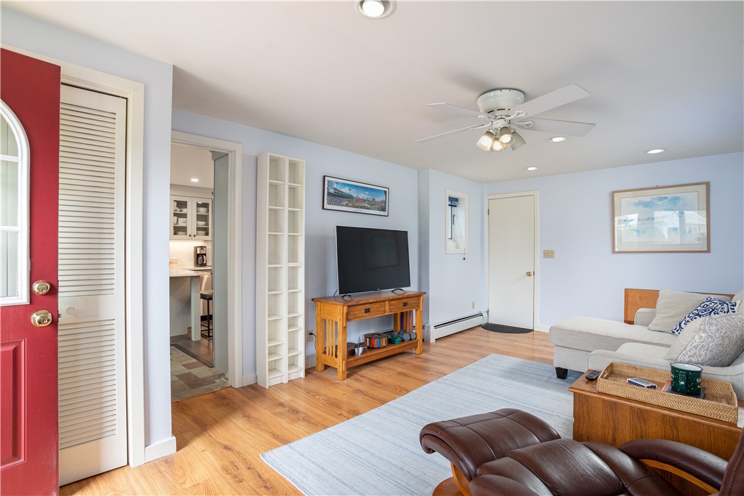 10 Coggeshall Way