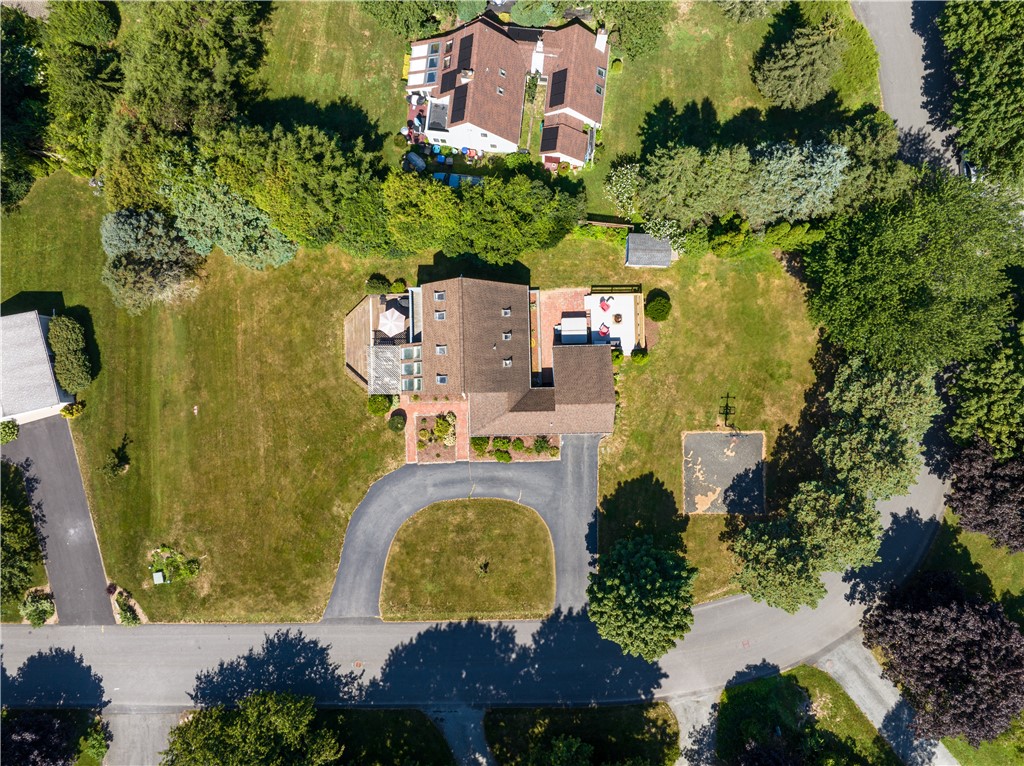 10 Coggeshall Way