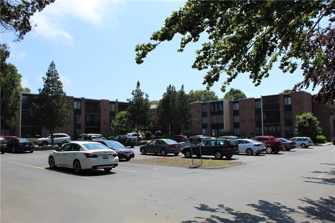 401 Bellevue Avenue 100
