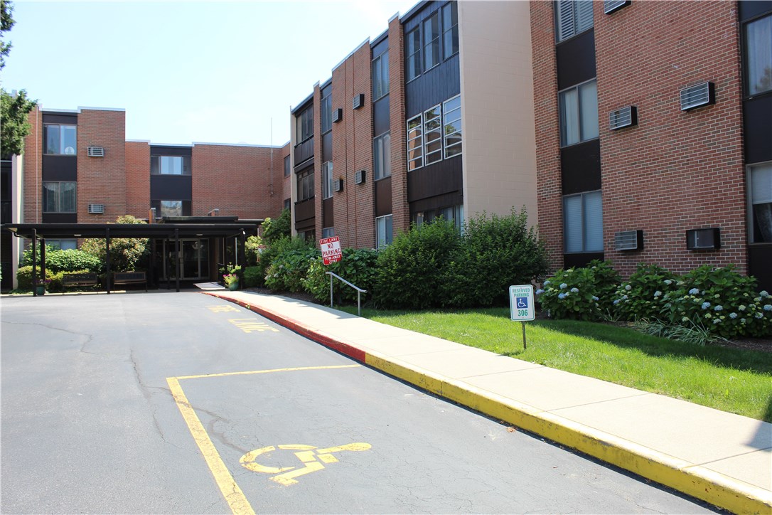 401 Bellevue Avenue 100
