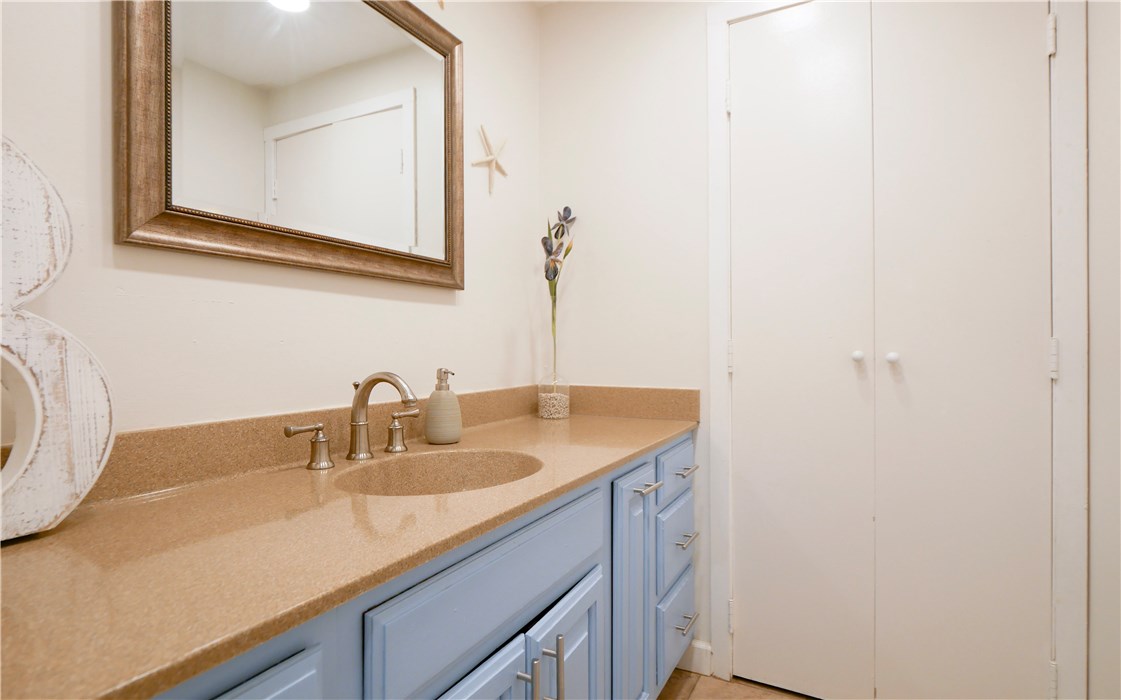 401 Bellevue Avenue 100