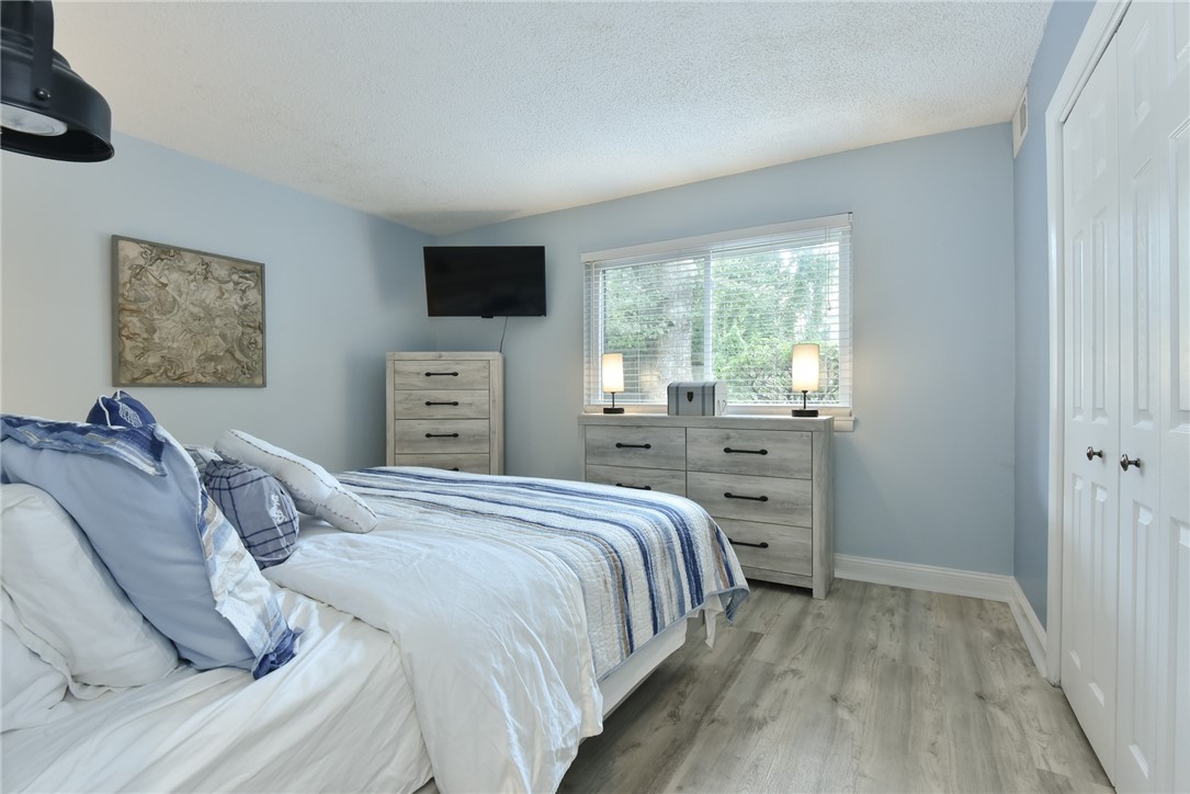 125 Van Zandt Avenue 202