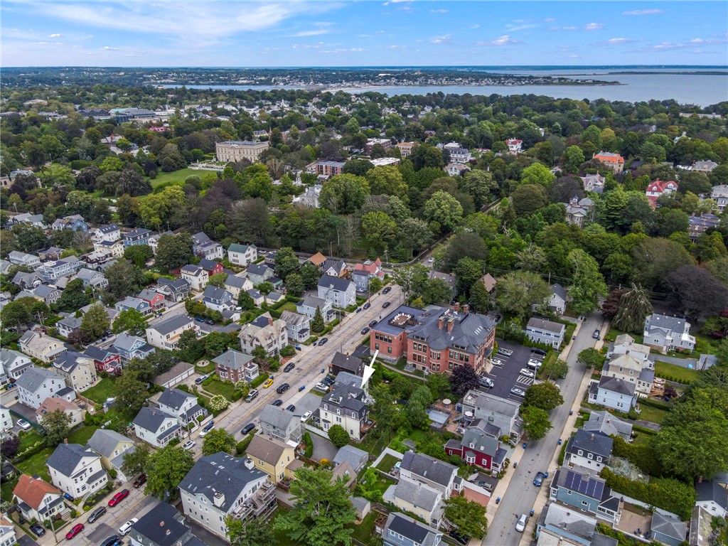 15 Narragansett Avenue 2