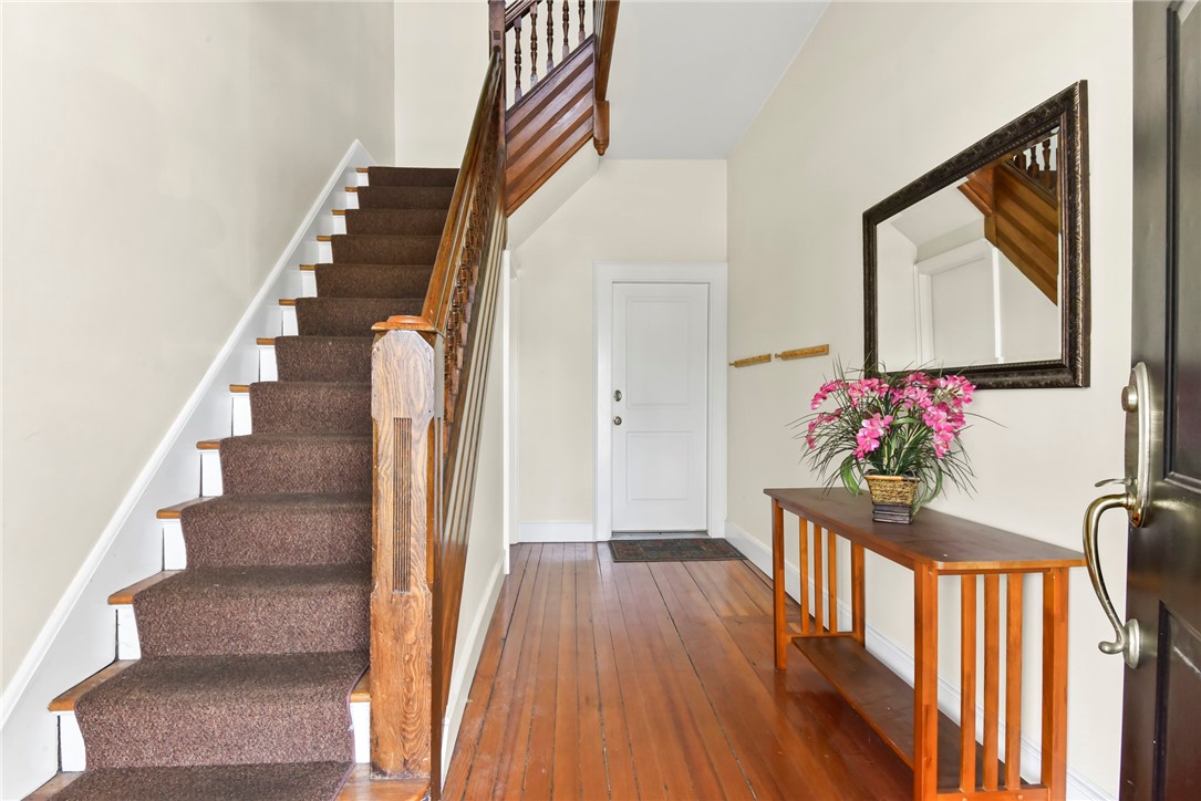 15 Narragansett Avenue 2