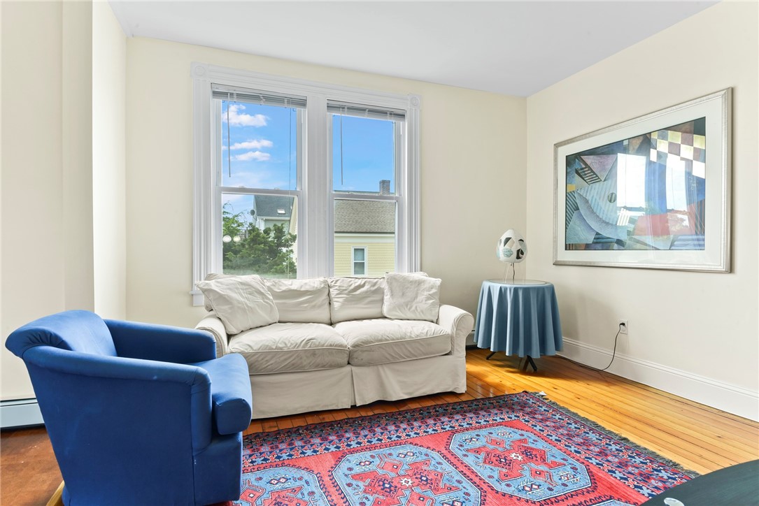 15 Narragansett Avenue 2