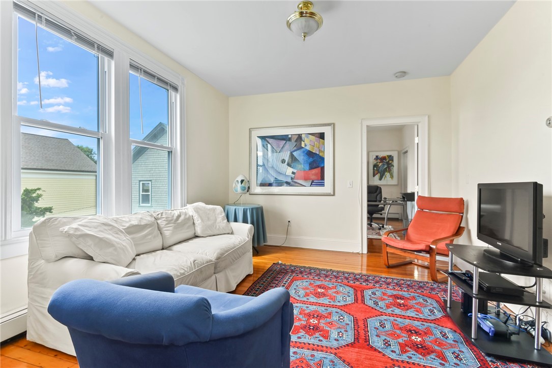 15 Narragansett Avenue 2
