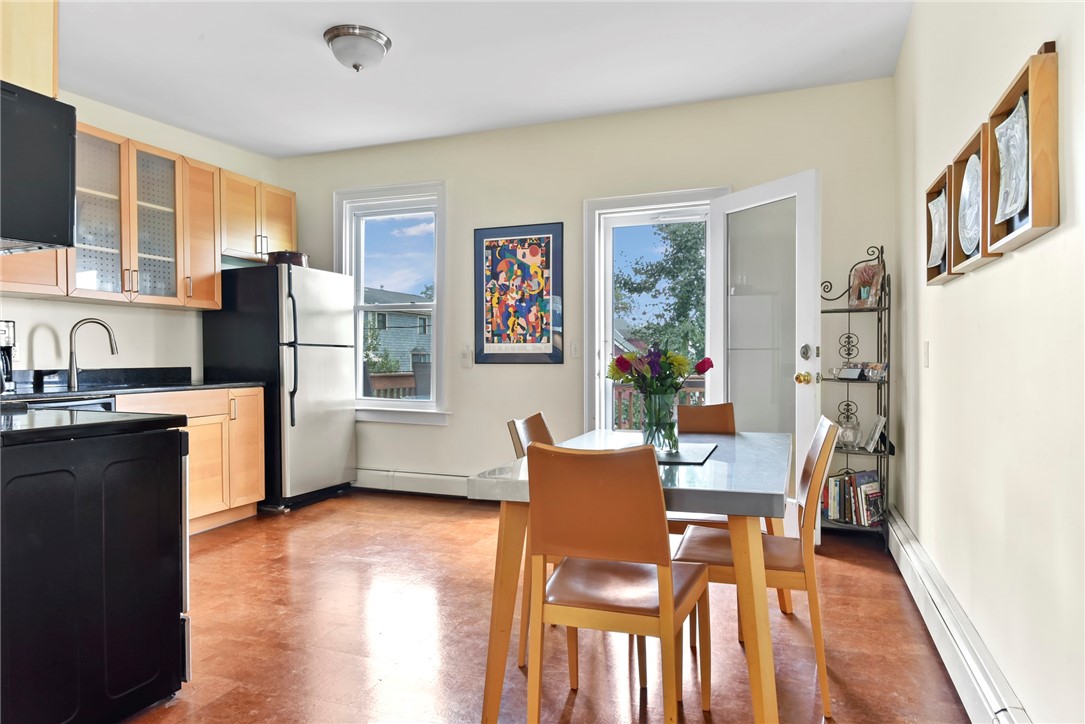 15 Narragansett Avenue 2