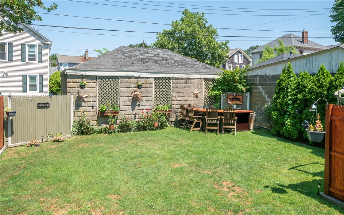 32 Hammond Street
