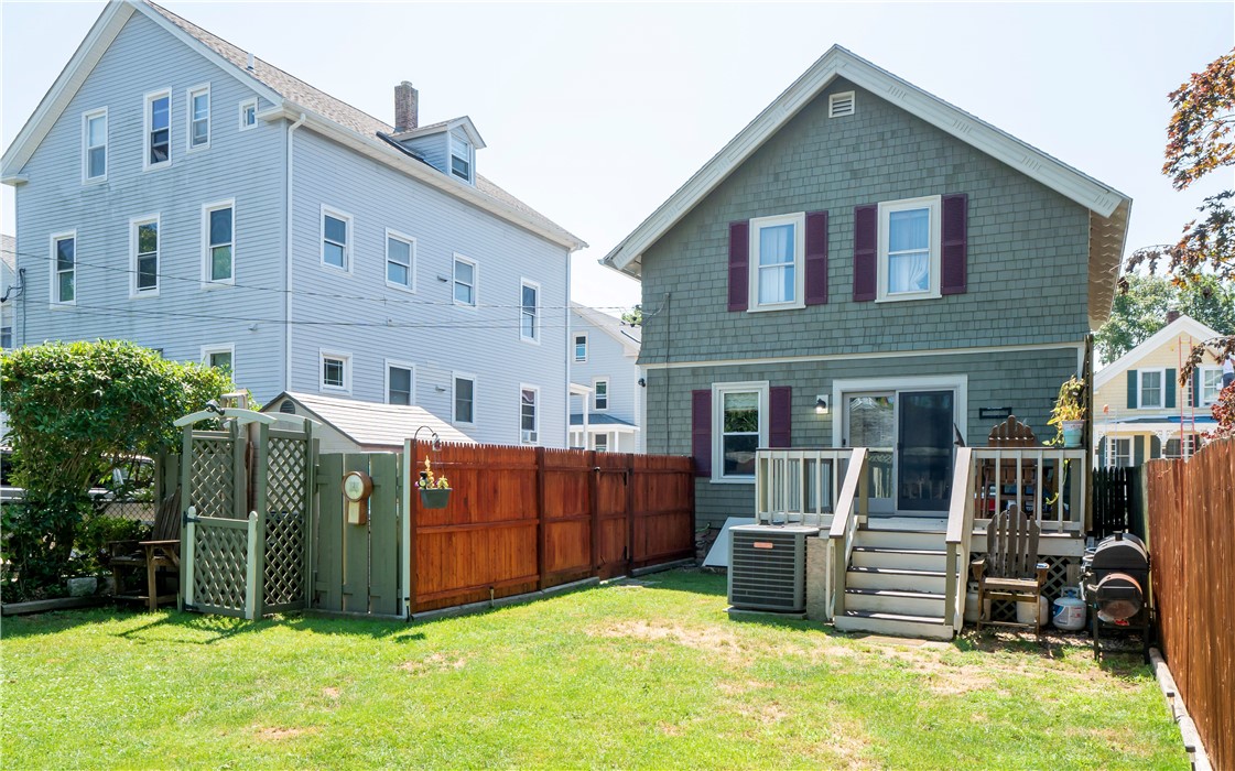 32 Hammond Street