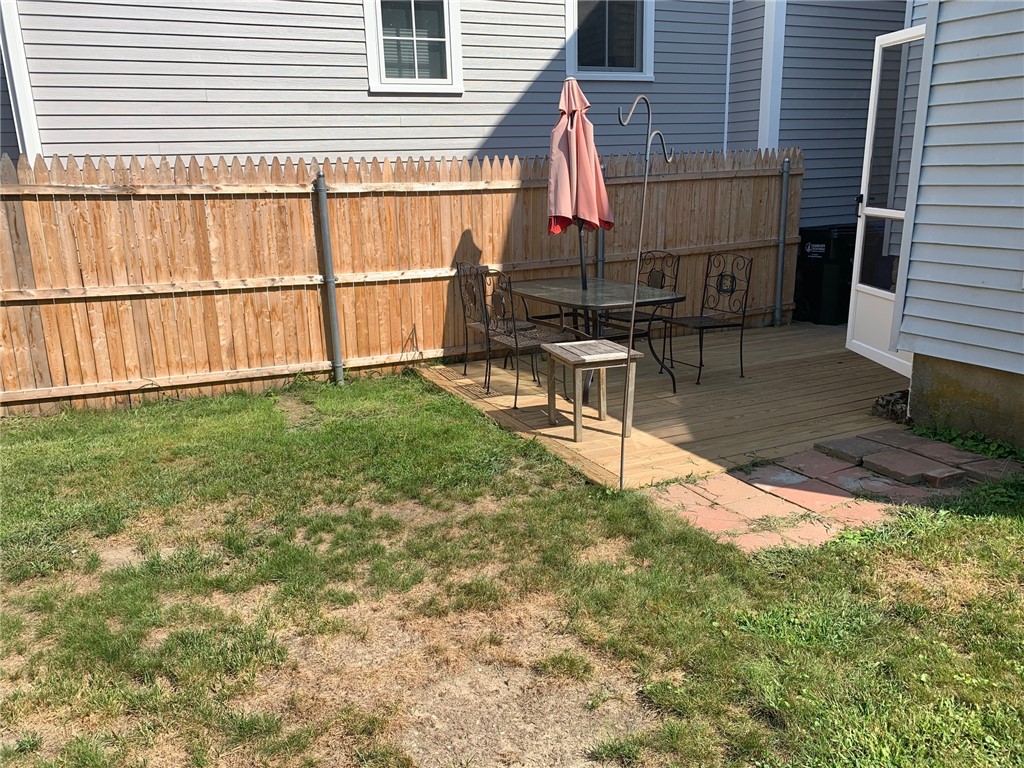 65 Roseneath Avenue 1/2