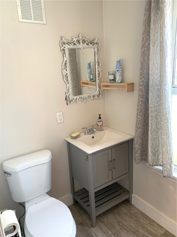 65 Roseneath Avenue 1/2