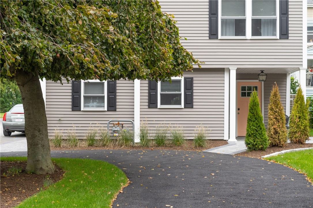 46 Vernon Avenue