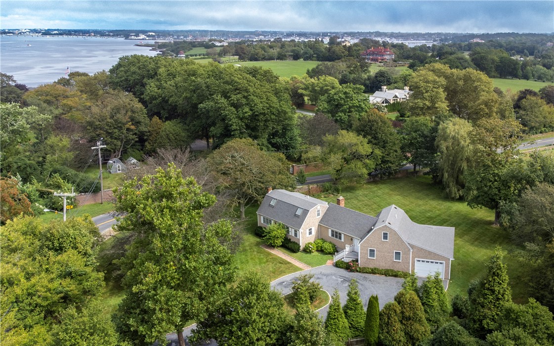 22 Ridge Road