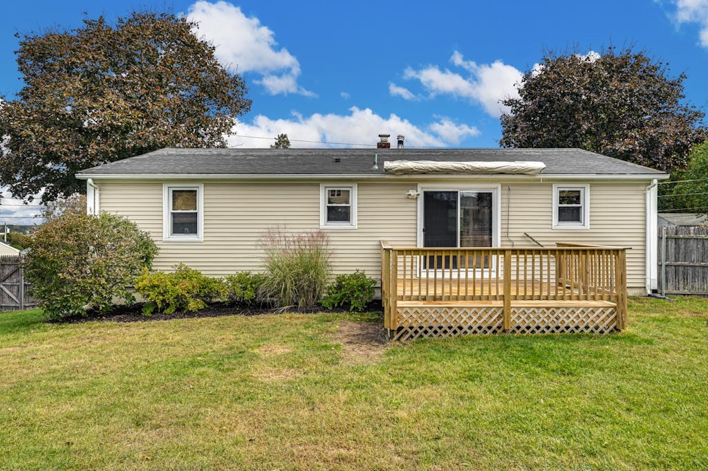 4 St Anna Avenue