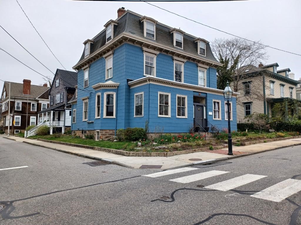 106 Touro Street 2W