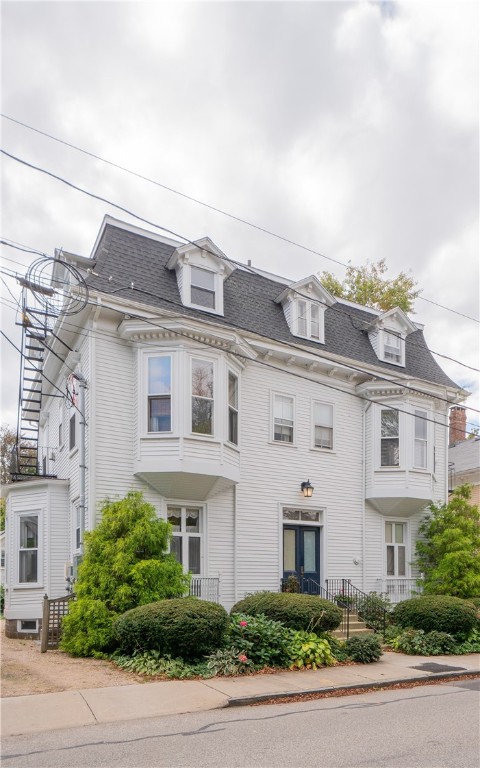 67 Perry Street 5