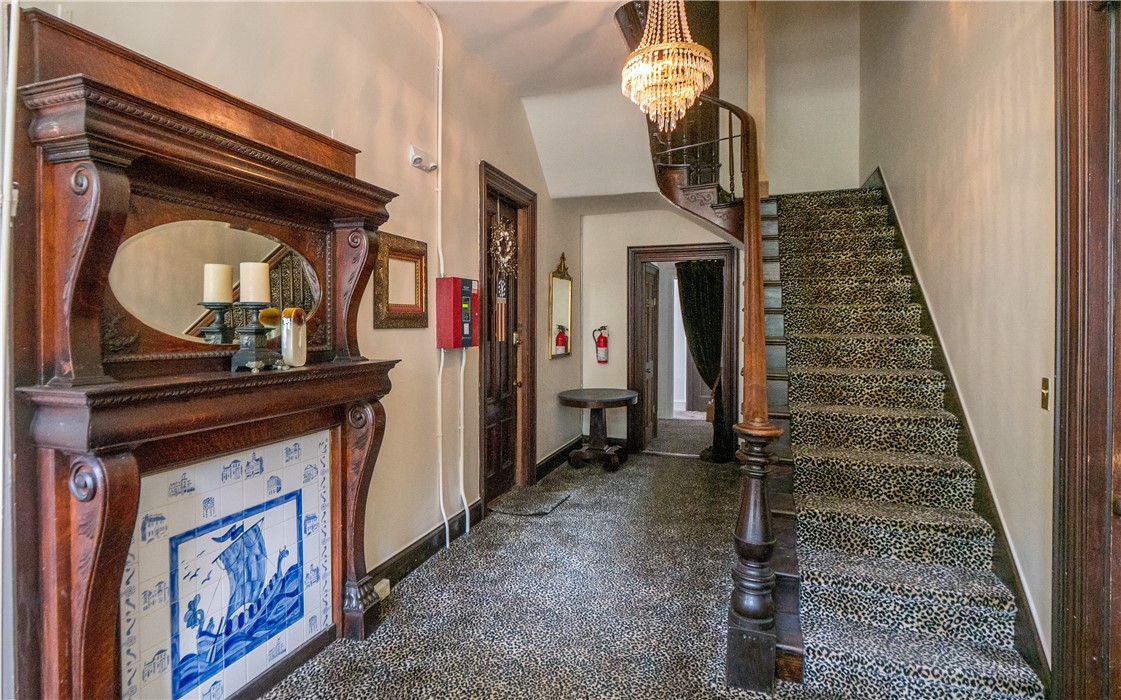 67 Perry Street 5