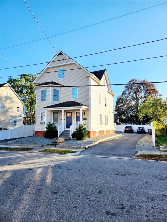 40 Hawthorne Avenue