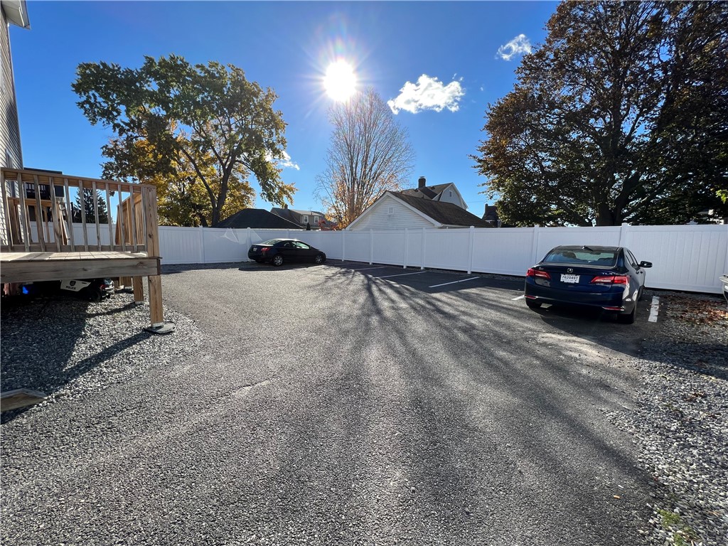 40 Hawthorne Avenue
