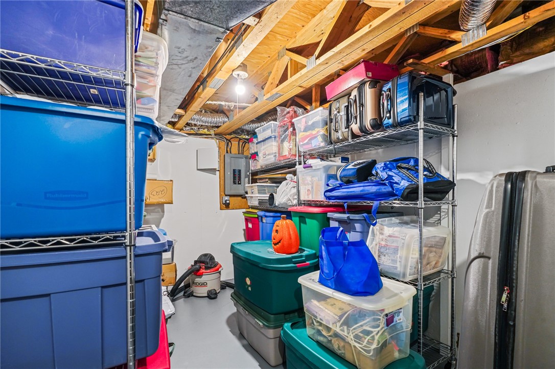 8 Tamarac Drive B