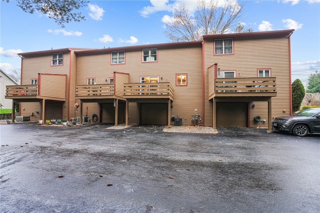 8 Tamarac Drive B