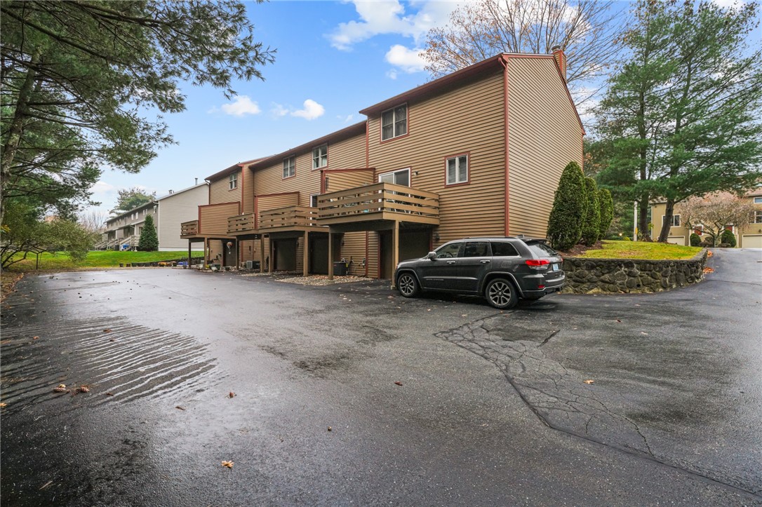 8 Tamarac Drive B