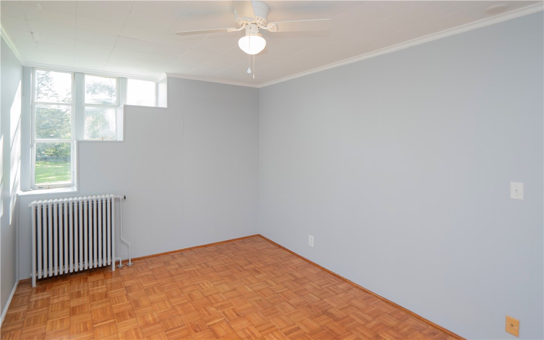 438 Wolcott Avenue 7