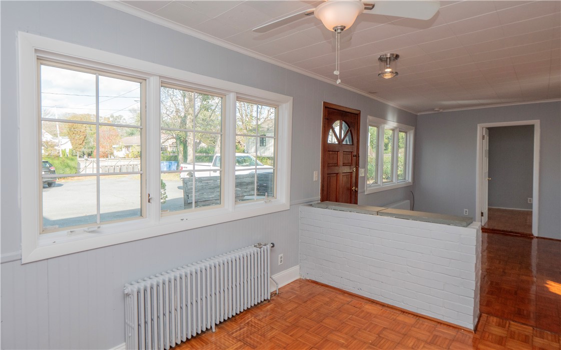 438 Wolcott Avenue 7