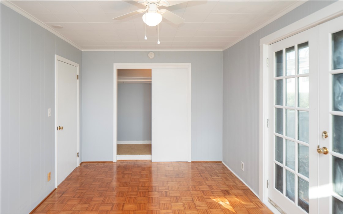 438 Wolcott Avenue 7