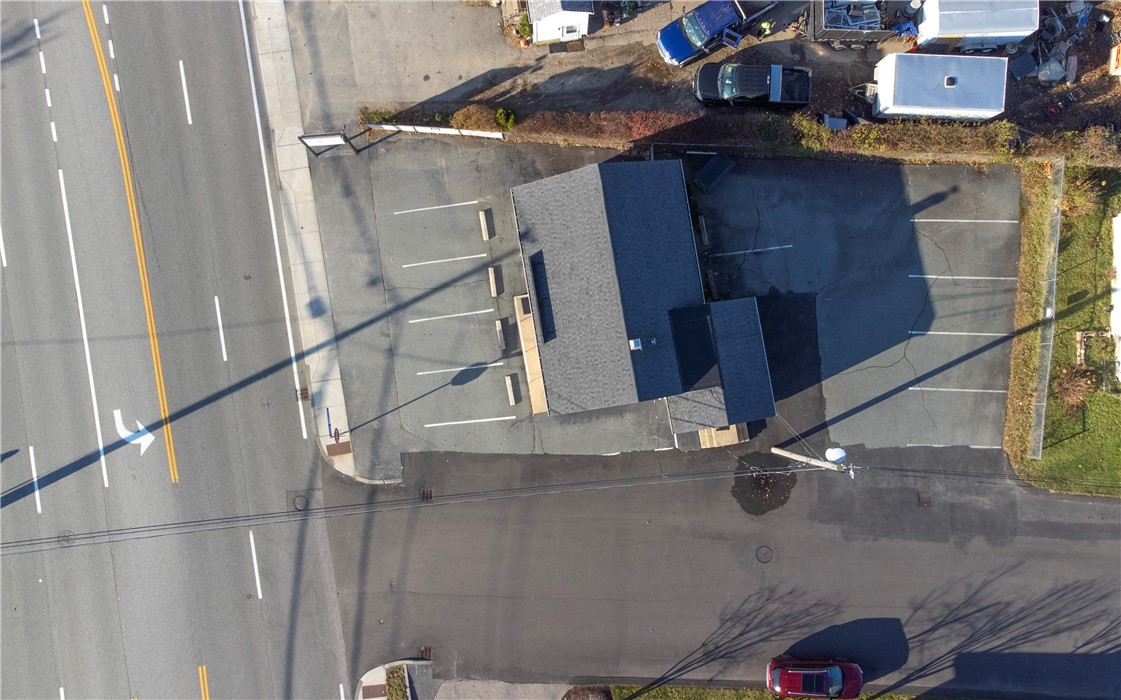 124 East Main Road