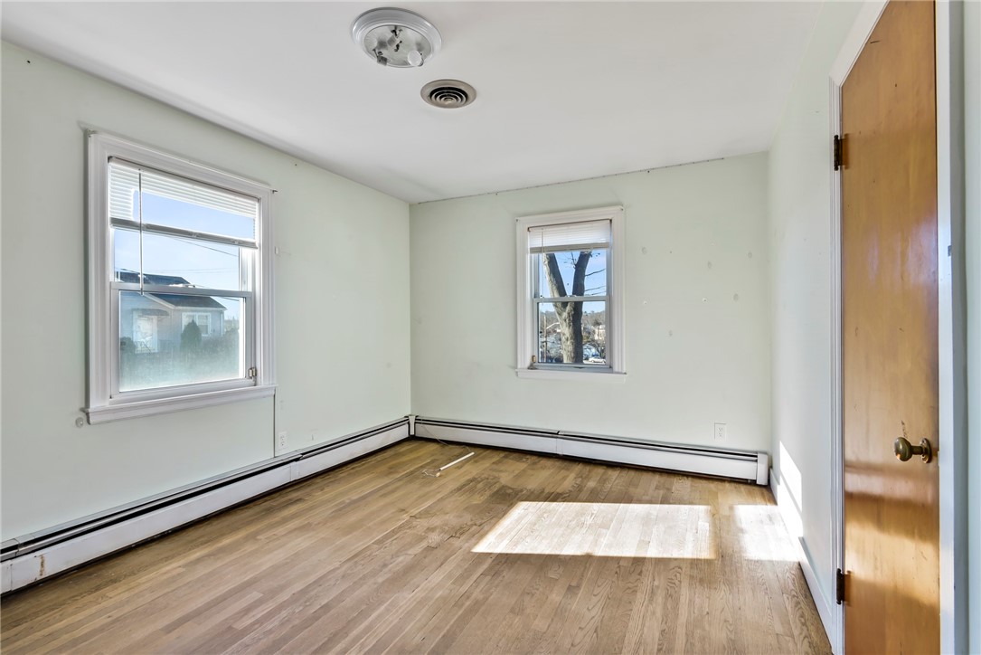 247 Grosvenor Avenue