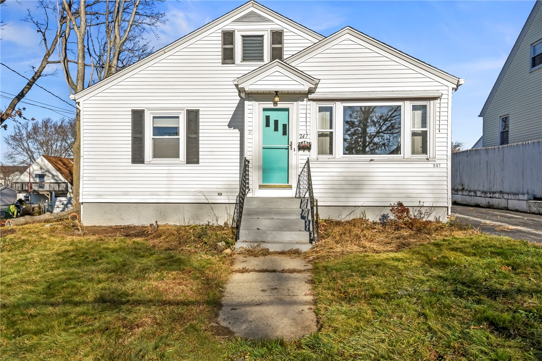 247 Grosvenor Avenue