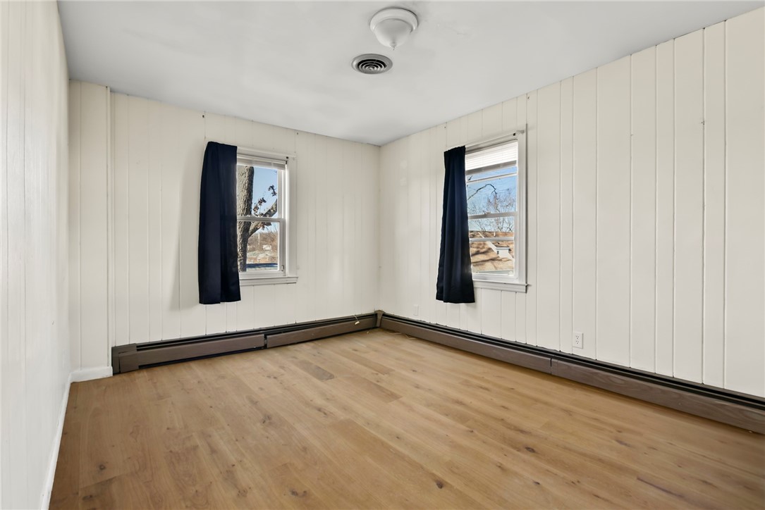 247 Grosvenor Avenue