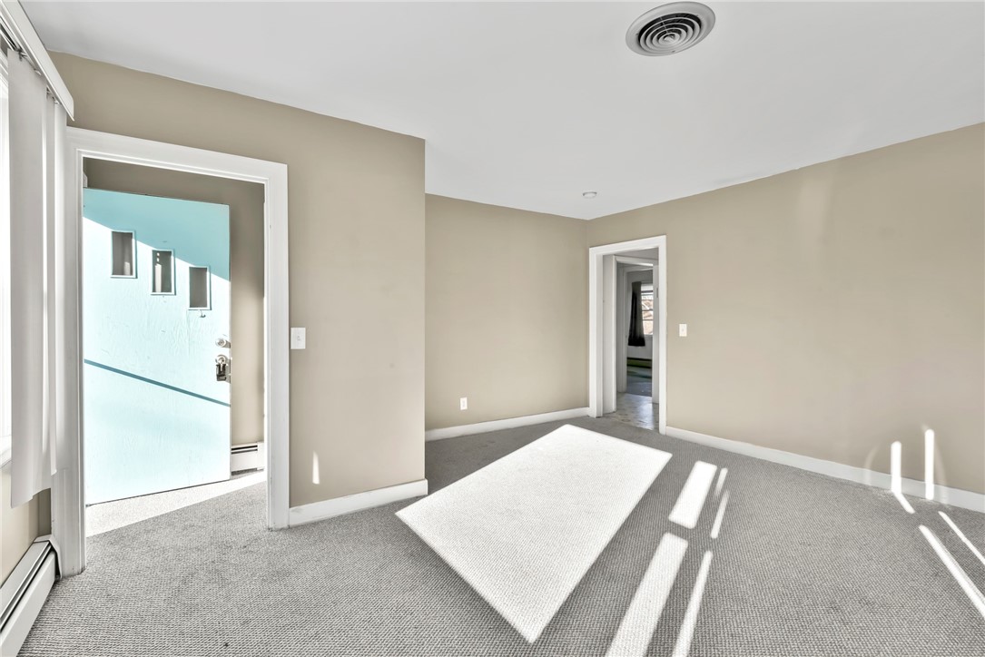 247 Grosvenor Avenue