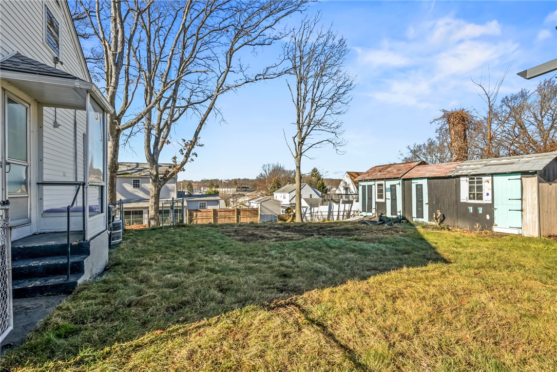 247 Grosvenor Avenue