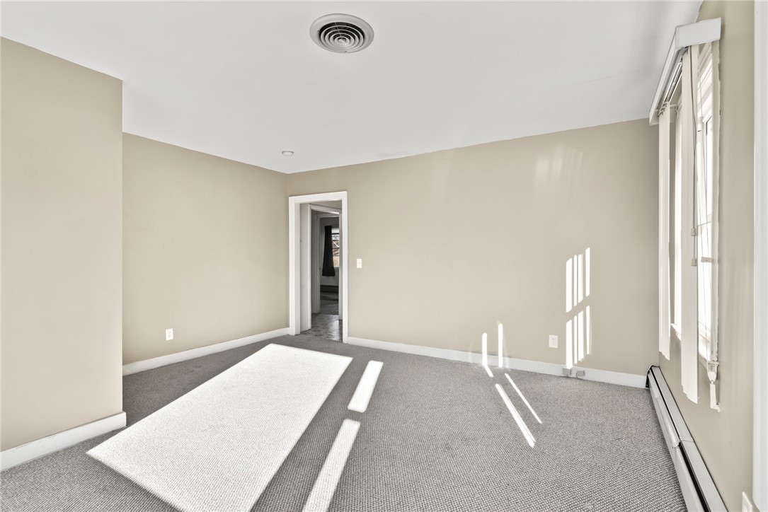 247 Grosvenor Avenue