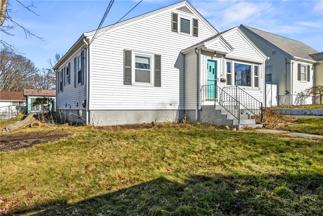 247 Grosvenor Avenue