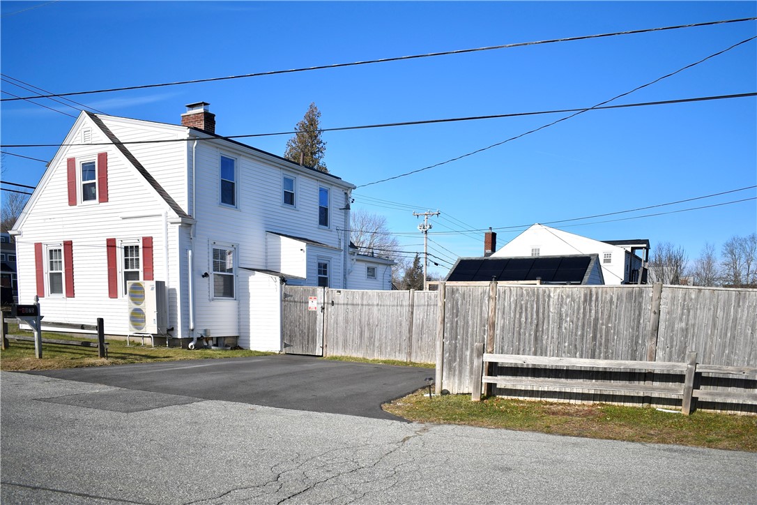 3075 E Main Road