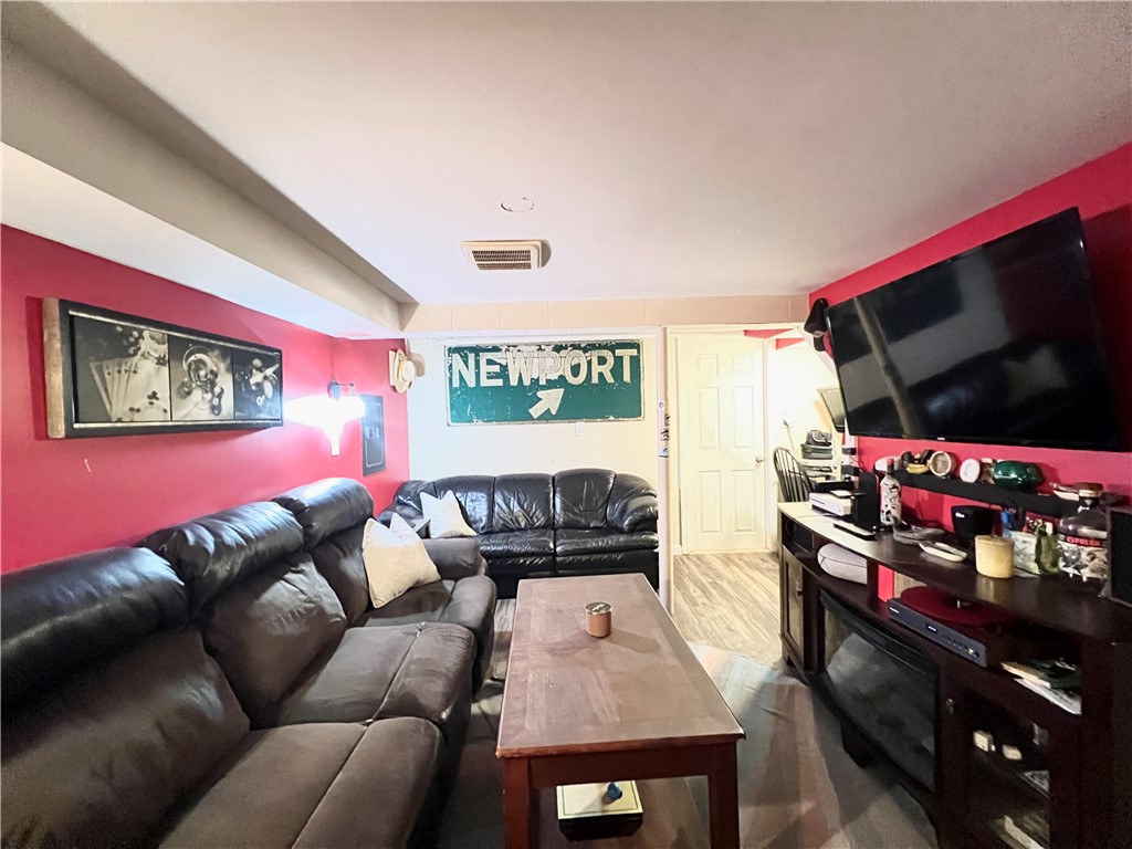 3075 E Main Road