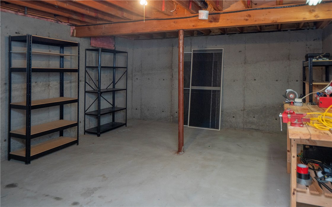 5570 Post Road 3