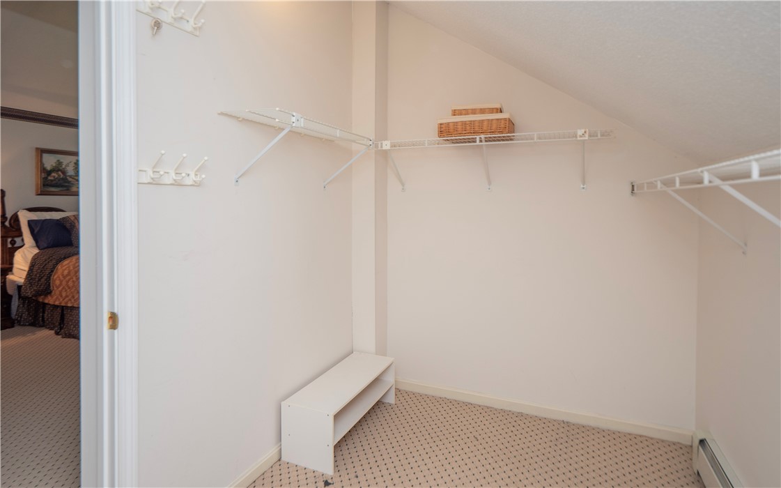 5570 Post Road 3